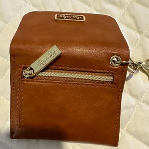 Itzy Ritzy keychain card holder wallet